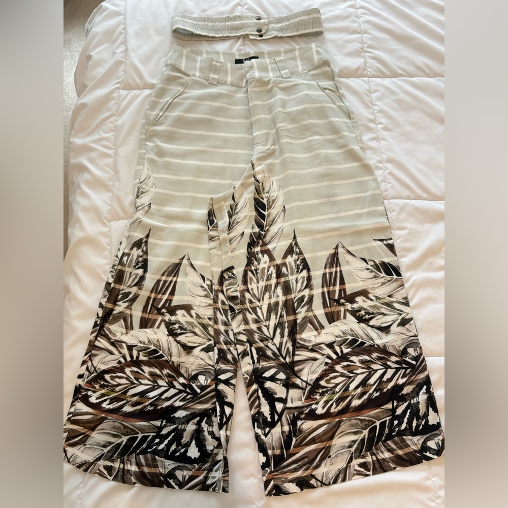 Elegant Leaf Pattern Wide-Leg Pants
